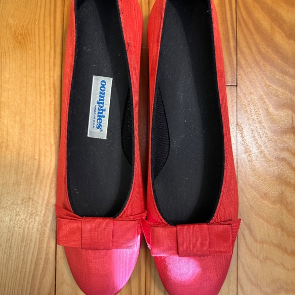 Ruby Red Slippers - Picture 4 of 6